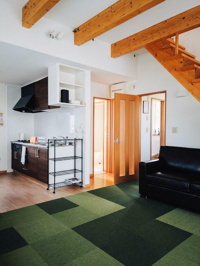 Trailside Niseko Apartment *